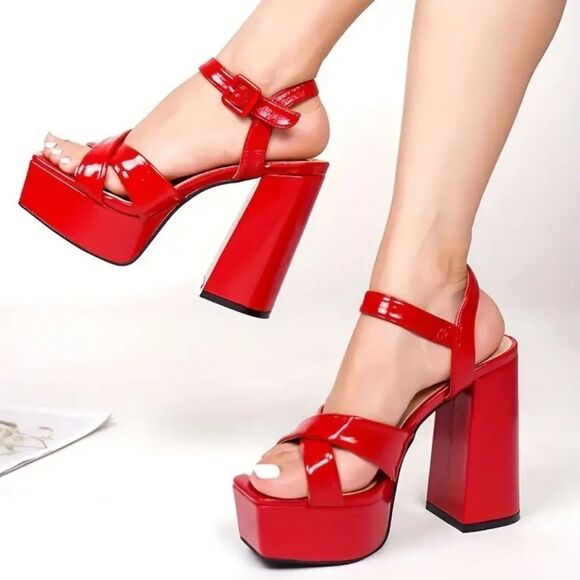 BRAND NEW  SODA SLOPE-H CRISS-CROSS ADJUSTABLE BUCKLE ANKLE STRAP SANDAL - Picture 1 of 16